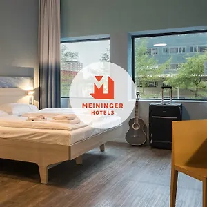 https://meininger-city-west.amsterdamhotelsnl.com